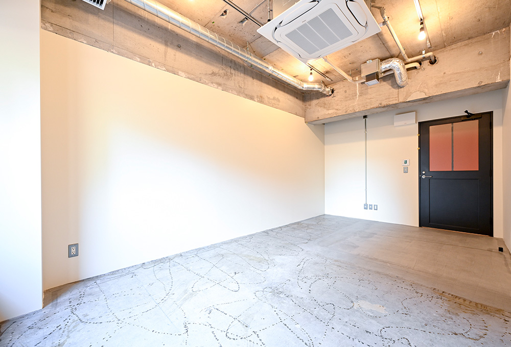 OFFICE 306
